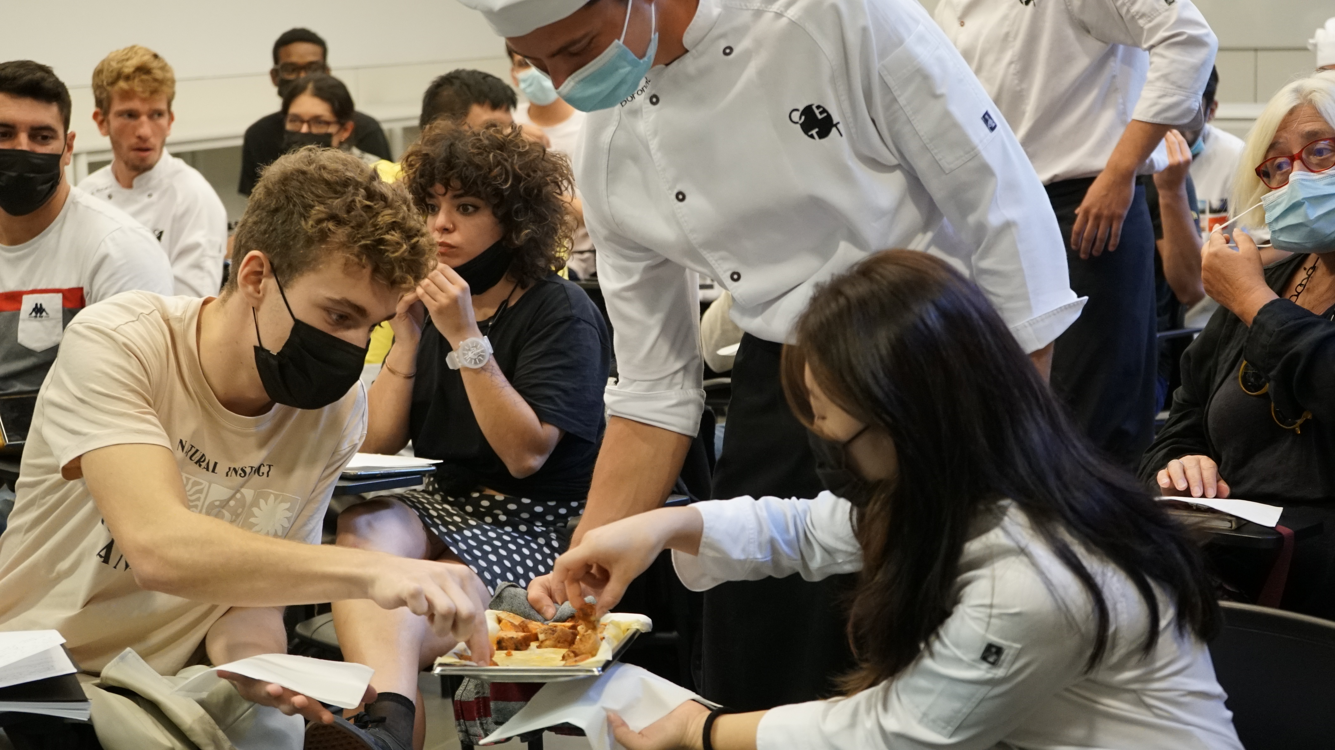 Fotografía de: Un taller sobre pescados poco conocidos, propuesta del CETT-UB y GranBlau en la Semana de la Alimentación Sostenible | CETT